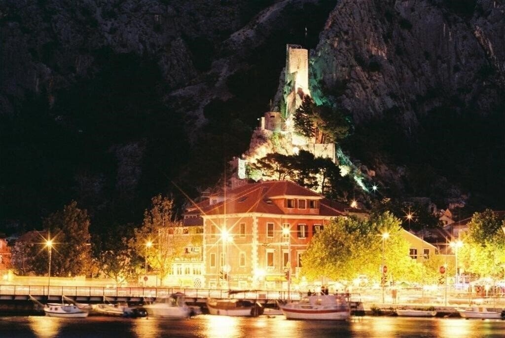 Hotel Villa Sadiki Duce 3*