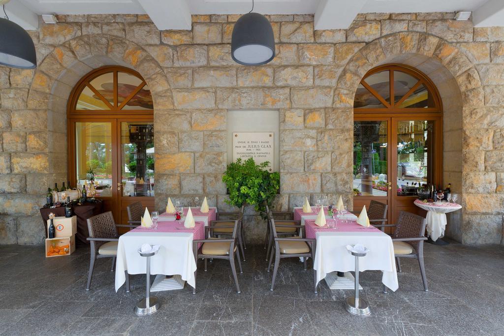 Imaginea Sveti Jakov Hotel 5*
