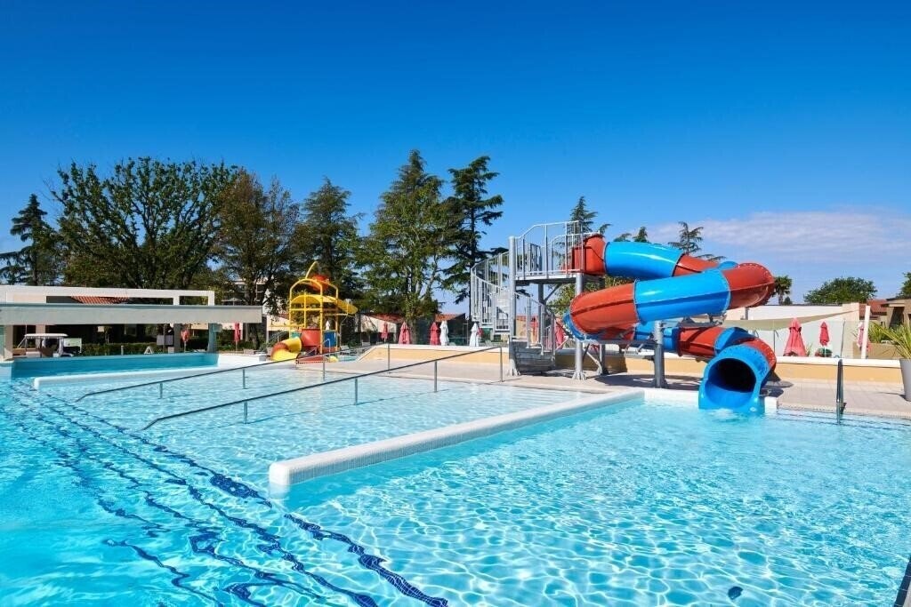 Imaginea Hotel Park Plava Laguna (ex. Laguna Park) 4*