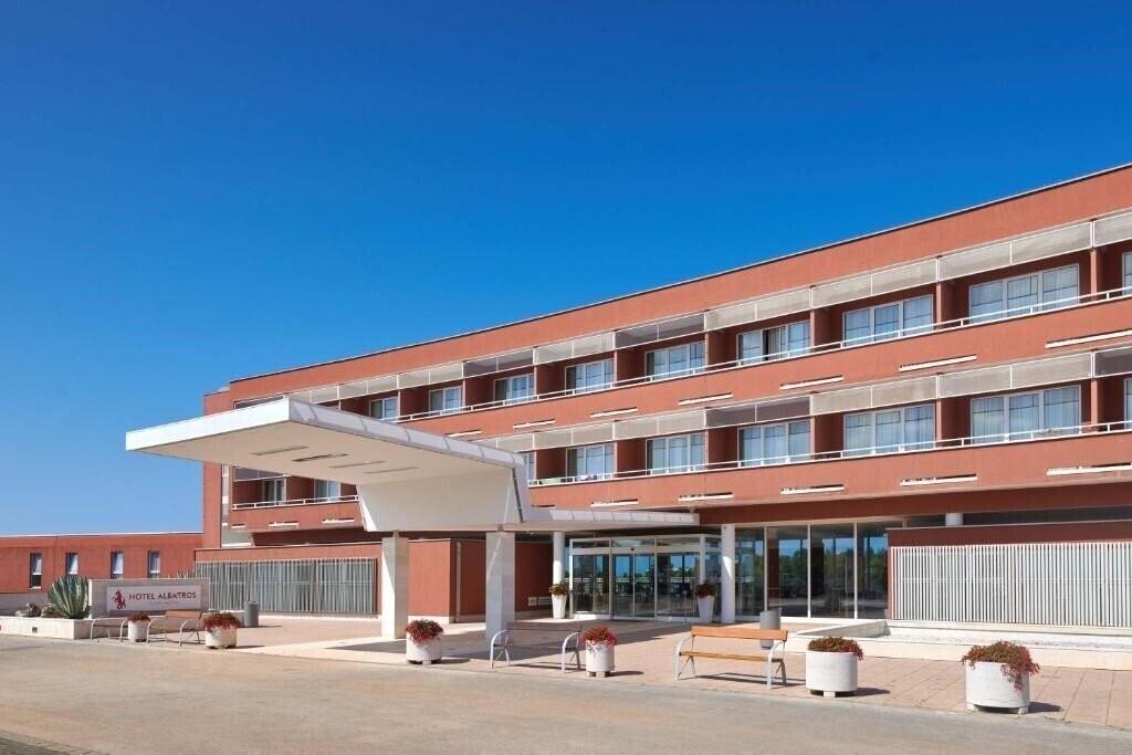 Изображение Laguna Albatros 4*