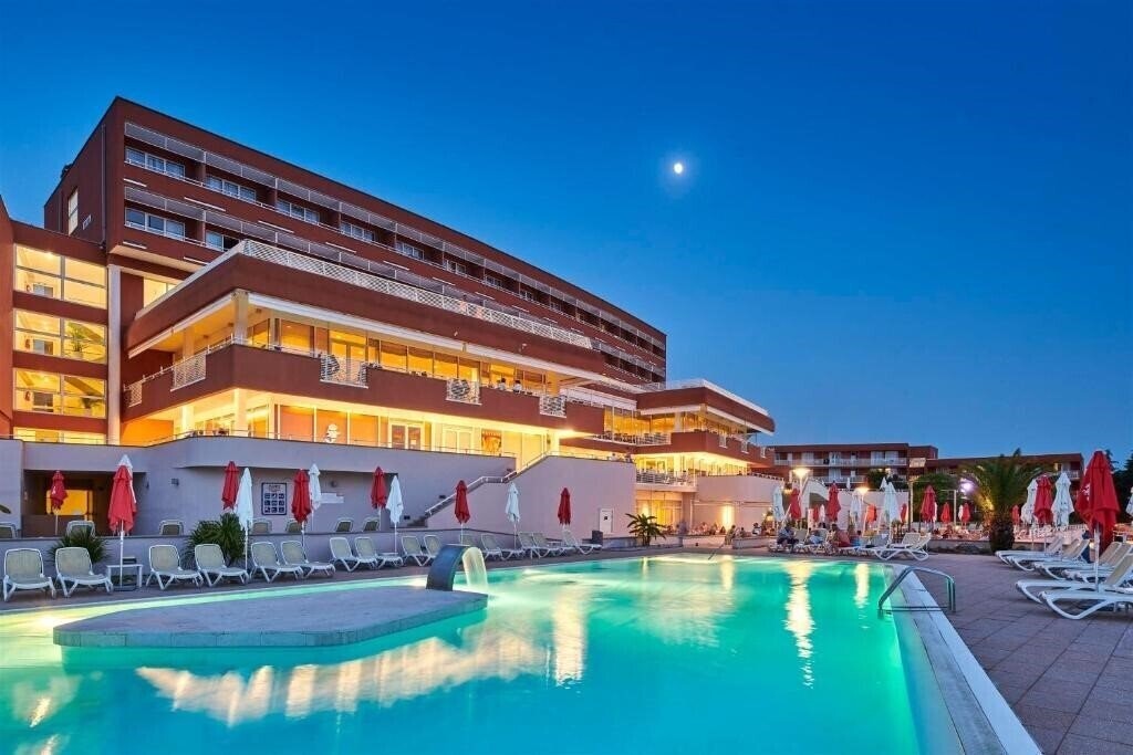 Картинка Laguna Albatros 4*