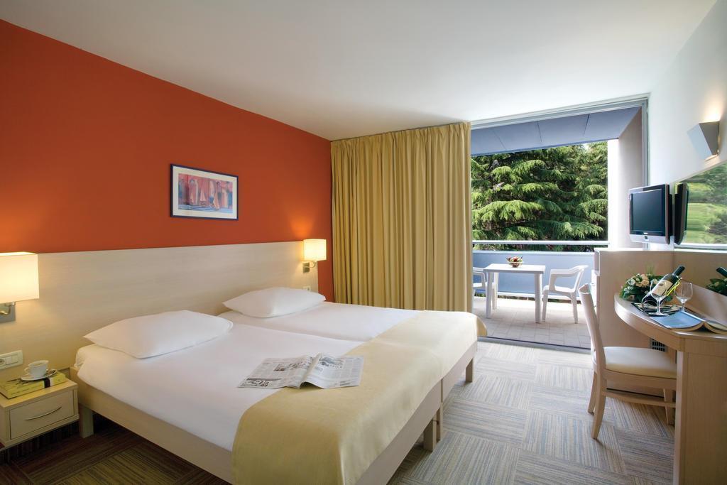 Imaginea Valamar Crystal 4*