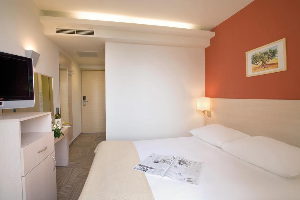 Imaginea Valamar Crystal 4*