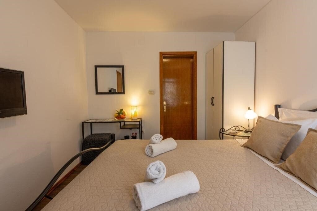 Imaginea Hotel Katarina 4*