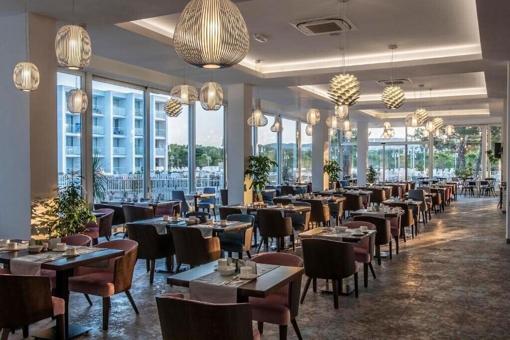 Imaginea Amadria Park New Renovated Hotel Jakov (ex. Solaris Hotel Jakov) 4*
