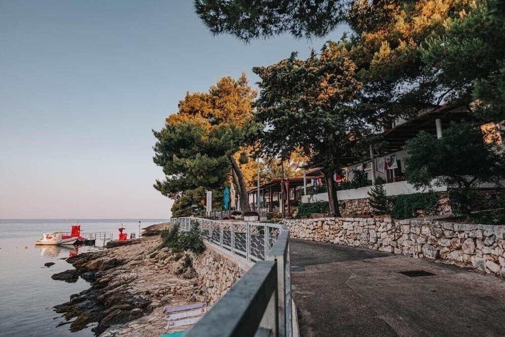 Imaginea Colentum Resort Murter 3*