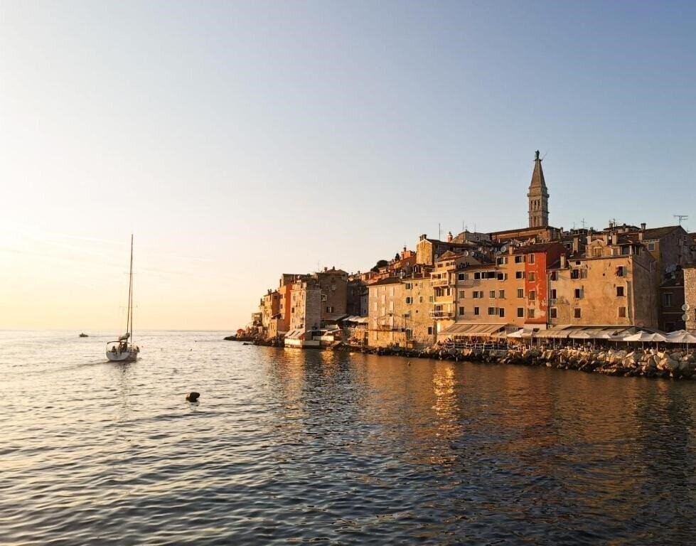 Imaginea Apartments Nina 3*