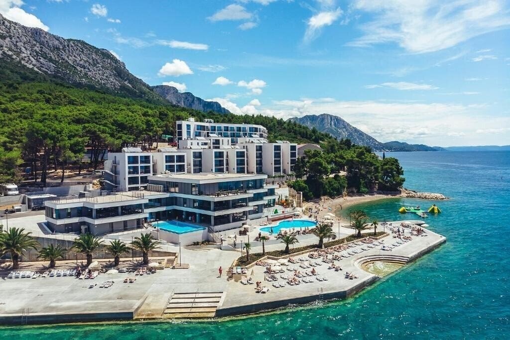 Отель Hotel Morenia 4*