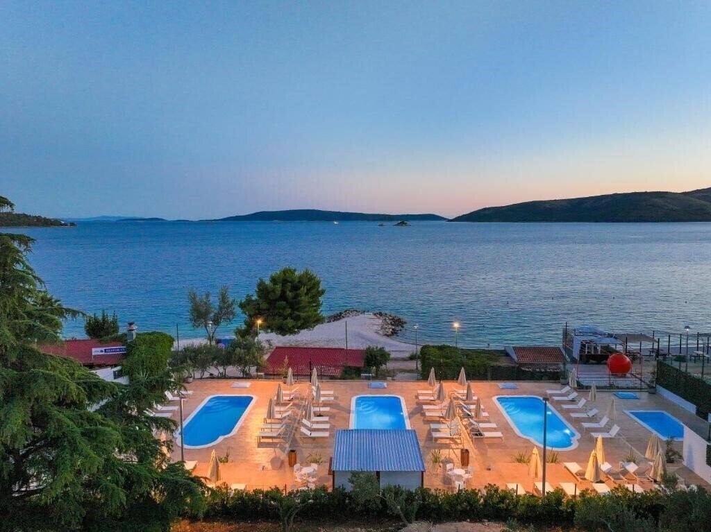Отель Medena Apartments Village 3*