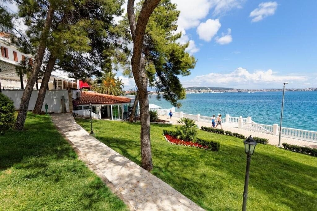 Отель Hotel Val (ex. Jadran Hotel) 3*