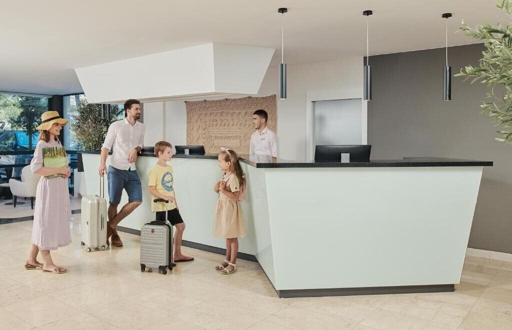 Imaginea Neptun & Depadance Maslinik Bluesun 3*