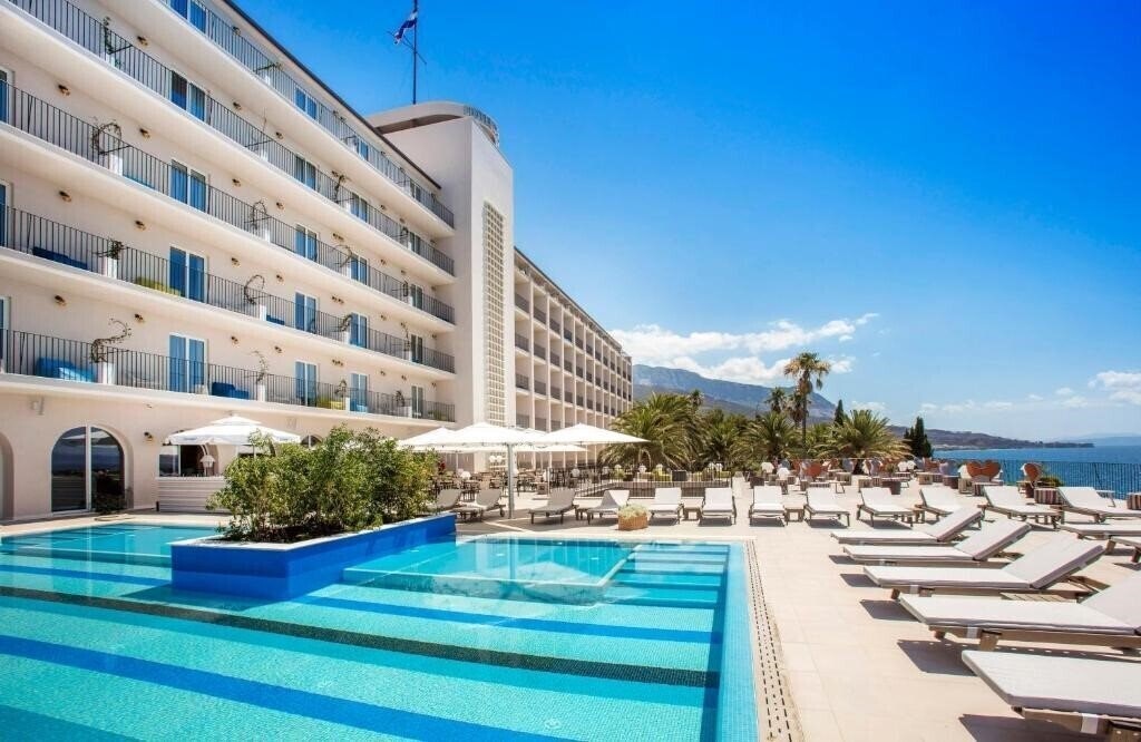 Hotel Bluesun Hotel Jadran 5*