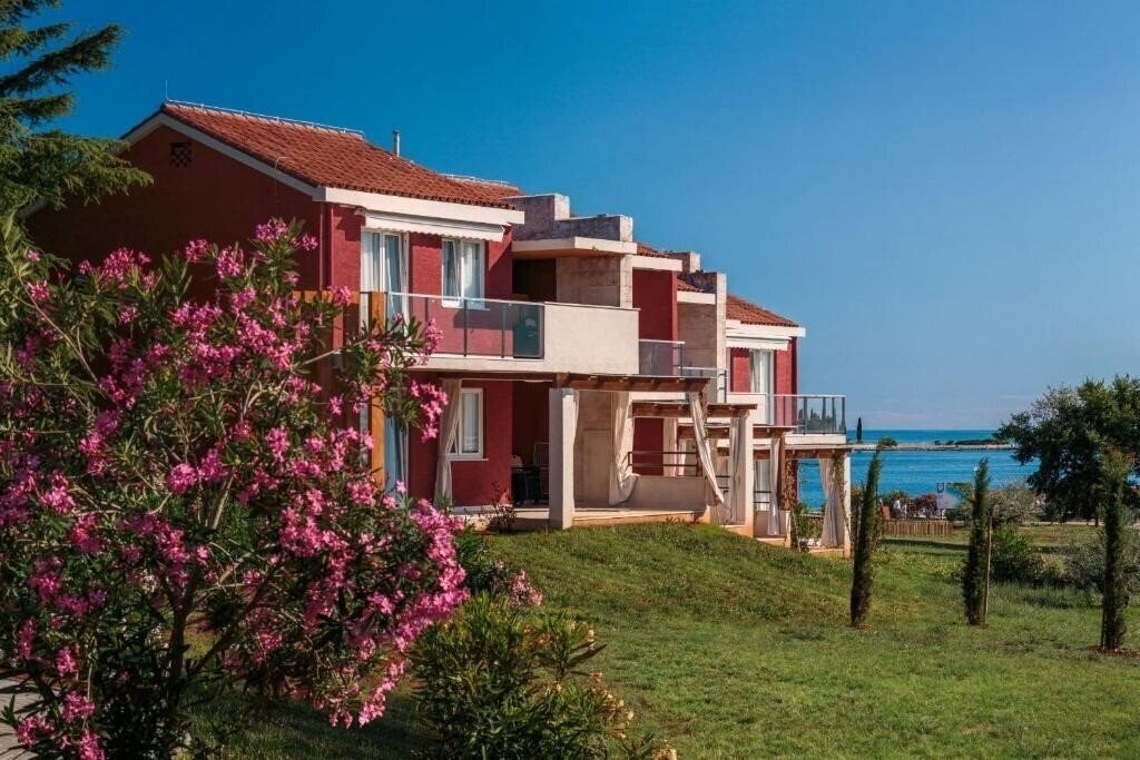 Отель Sol Katoro Apartments 4*