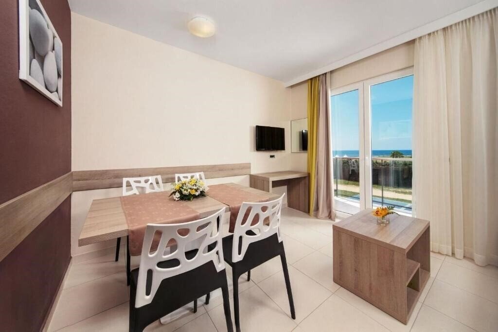 Картинка Sol Katoro Apartments 4*