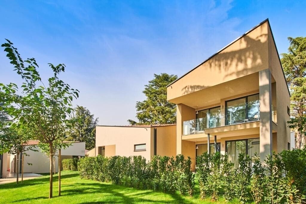 Отель Garden Suites Park Plava Laguna 4*