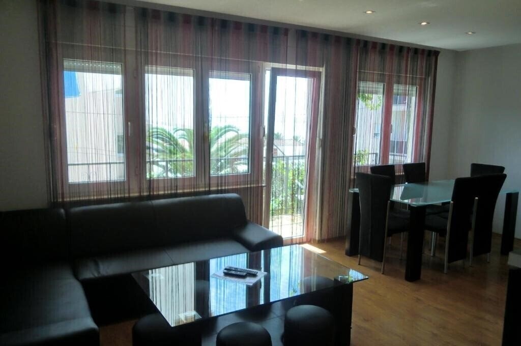 Imaginea Marjan Apartments апартаменты