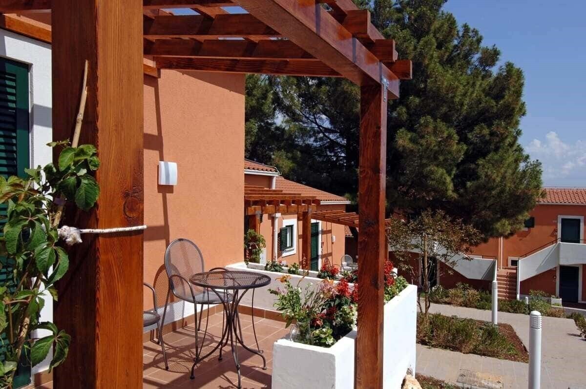 Imaginea Naturist Park Koversada Apartments 4*