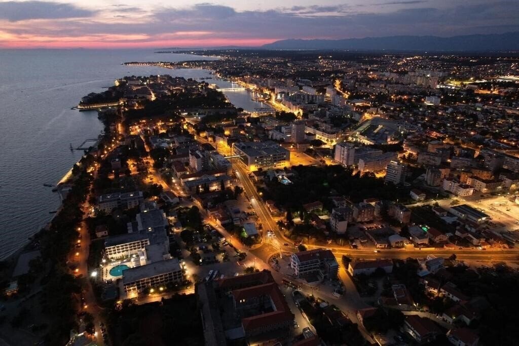 Hotel Kolovare 4*