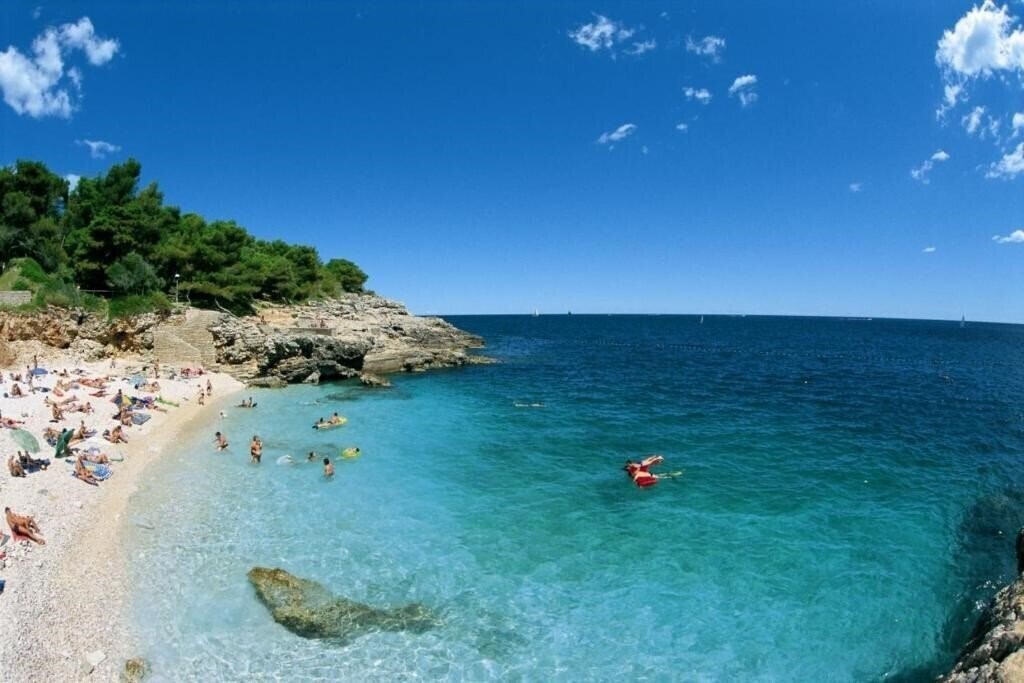 Imaginea Apartmani Baresic 4*