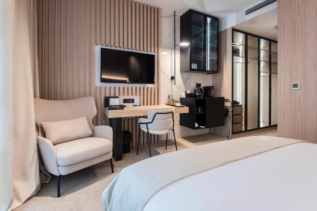 Fotografii Pod Zidom Rooms 4*