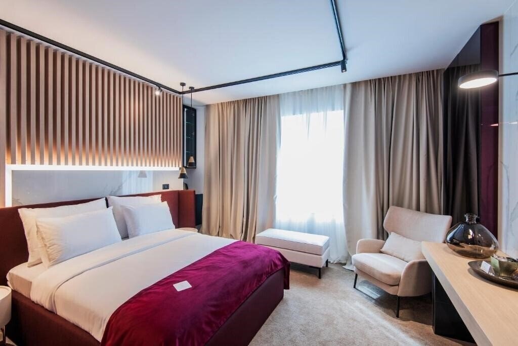 Imaginea Pod Zidom Rooms 4*