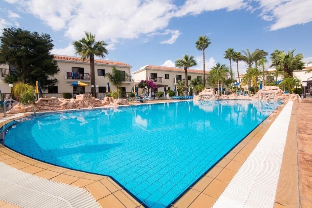 Hotel Loutsiana Hotel 4*