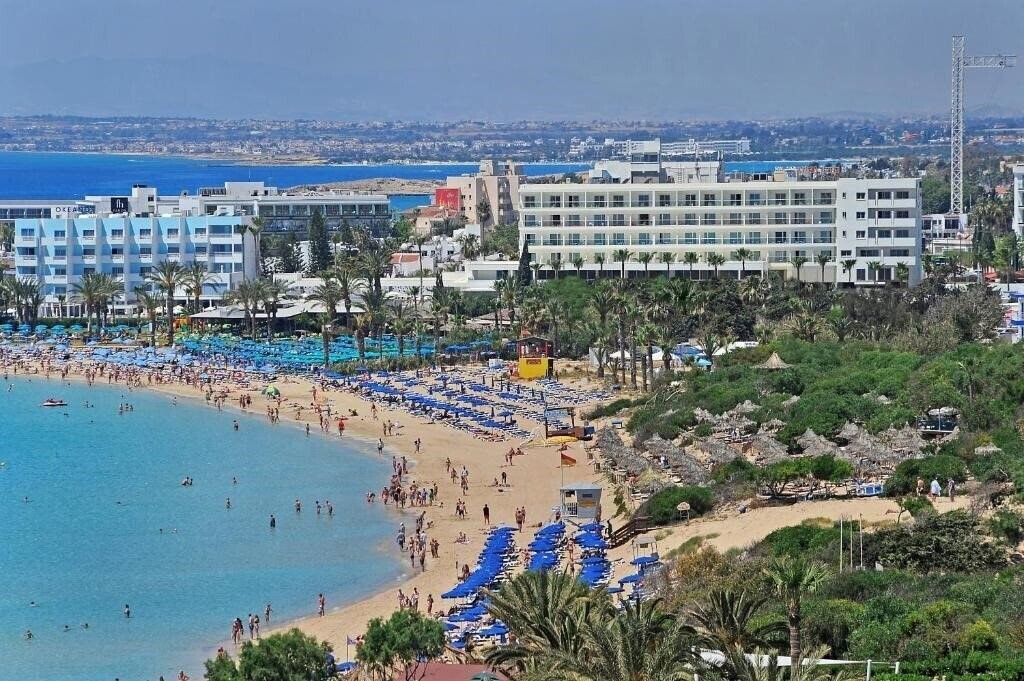 Отель Nelia Beach 3*