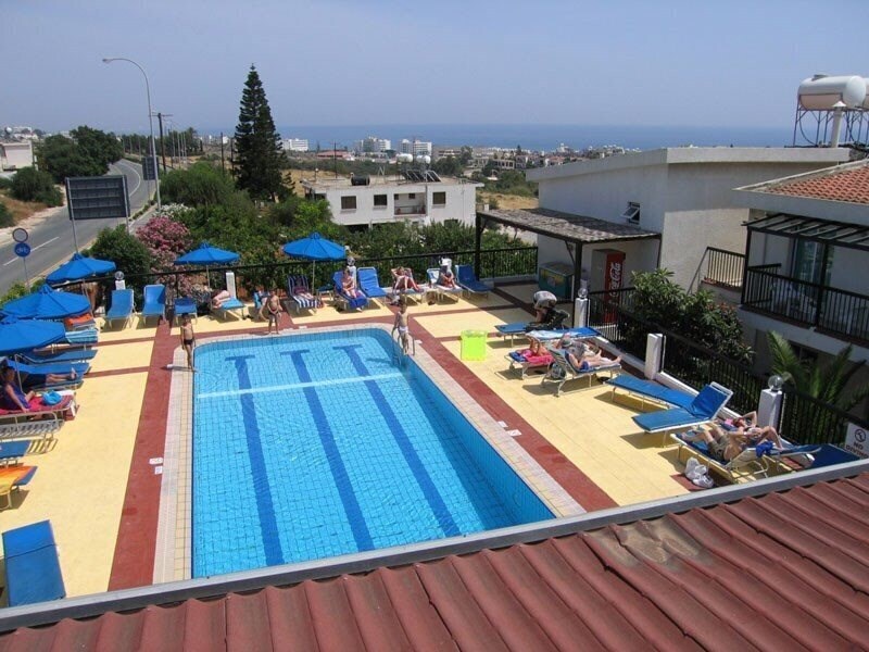 Отель Aphelandra Hotel Apartments апартаменты