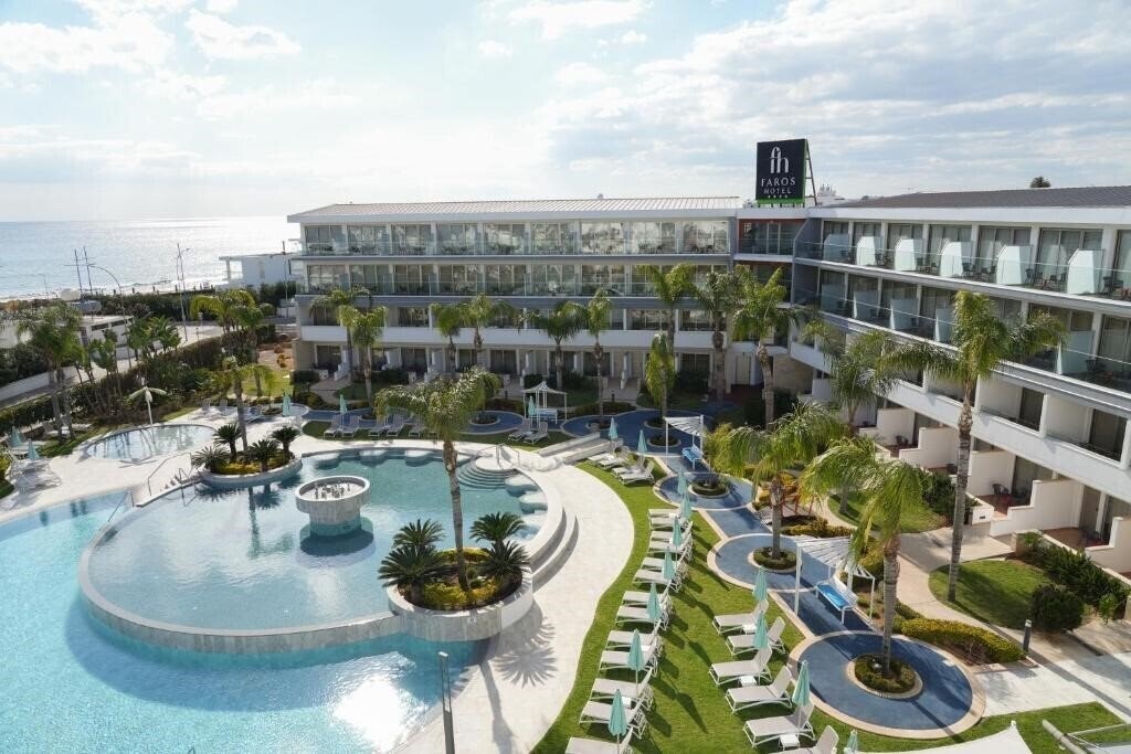 Hotel Faros Hotel 4*