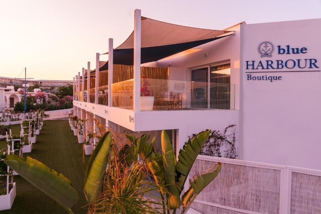 Hotel Blue Harbour Boutique 1*