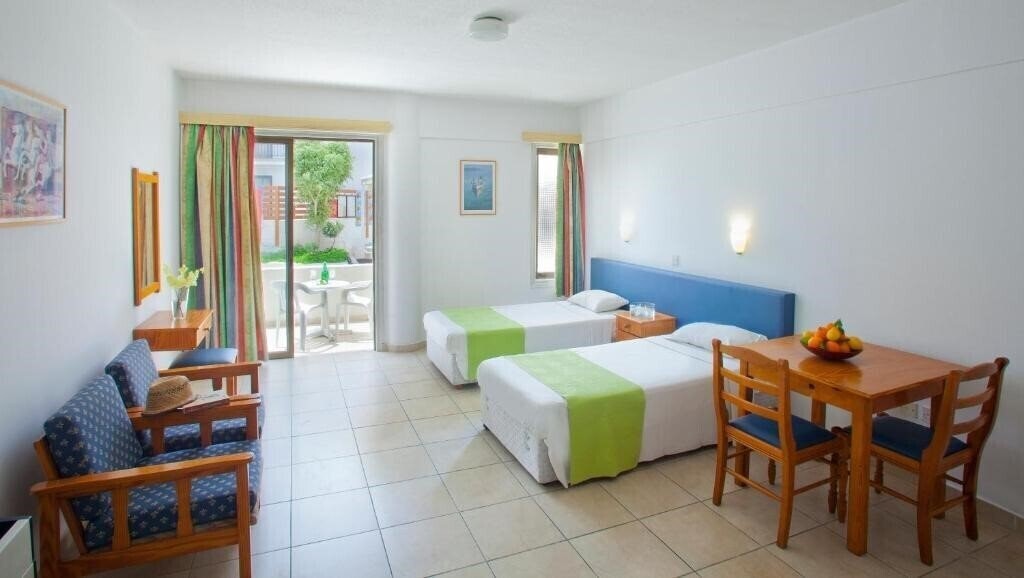 Hotel Paloma Hotel Apartments 2*