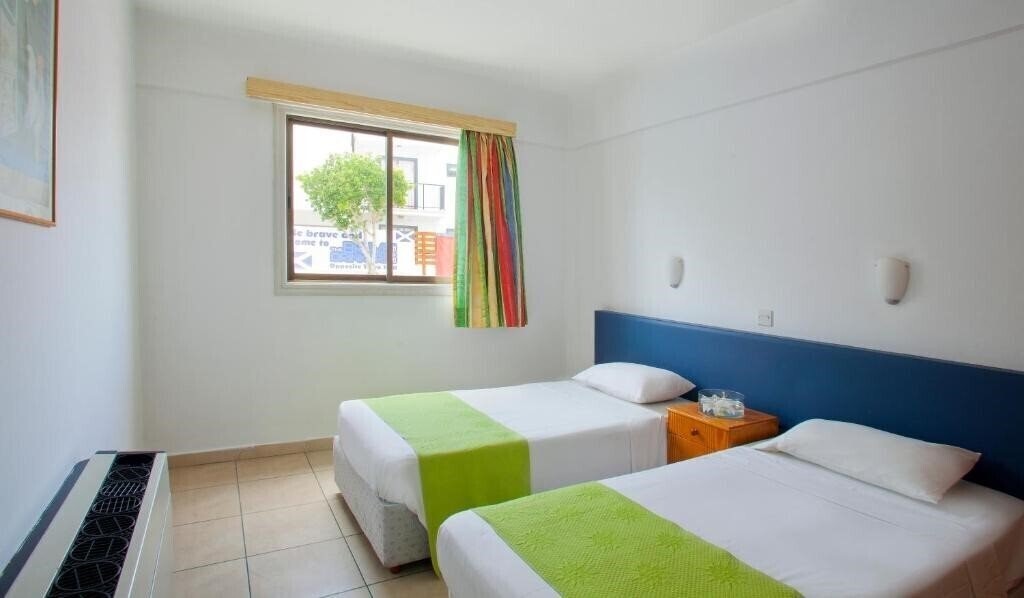 Imaginea Paloma Hotel Apartments 2*