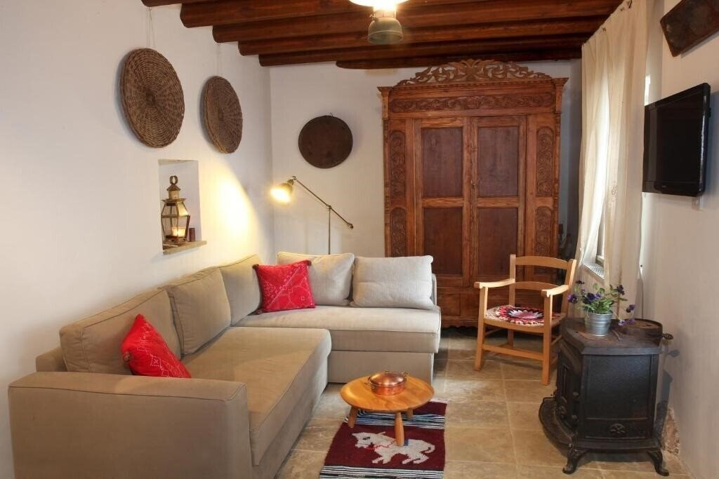 Imaginea Kalopanayiotis Cottage 3*