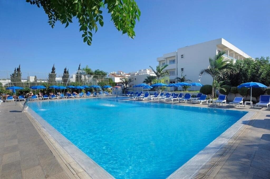 Hotel Euronapa Hotel Apartments 3*