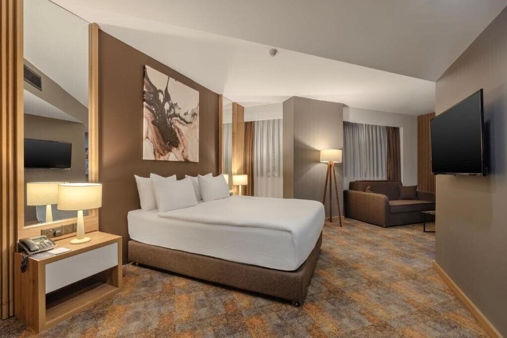 Imaginea Grand Sapphire City Hotel 3*