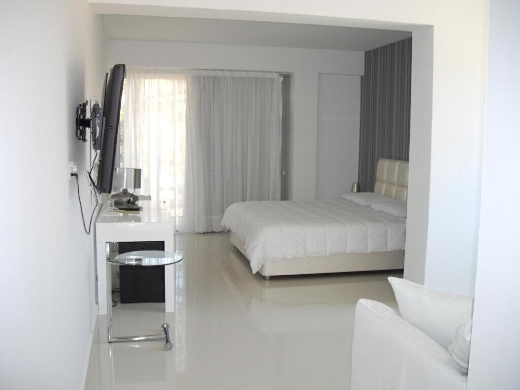 Fotografii Crystal Hotel 3*