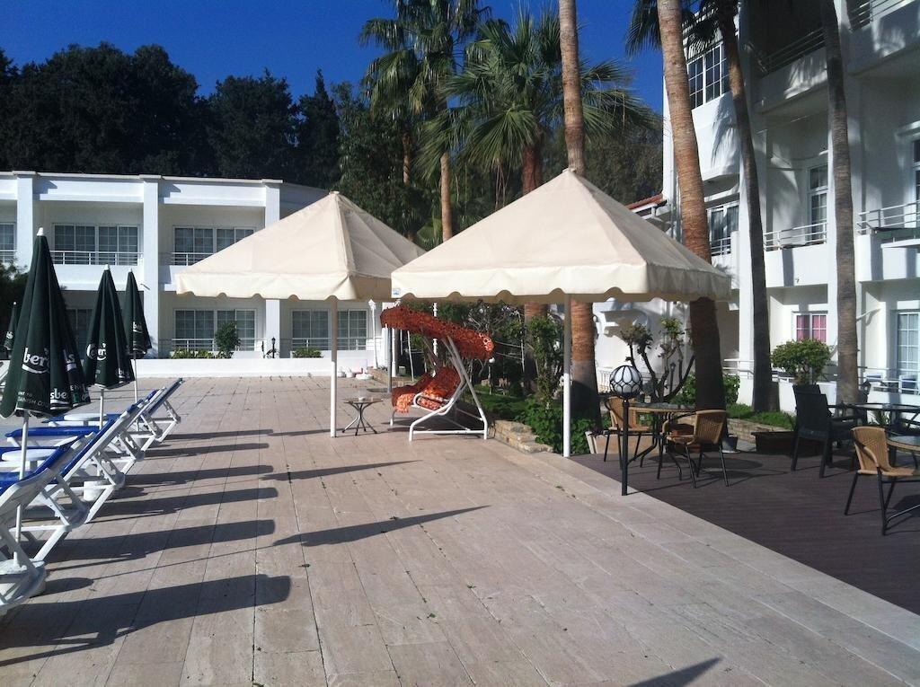 Fotografie La Hotel 4*