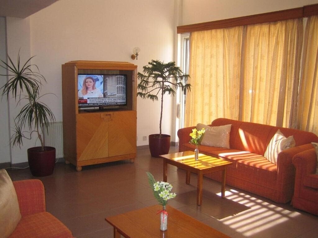Фотография Onisillos Hotel Larnaca 2*