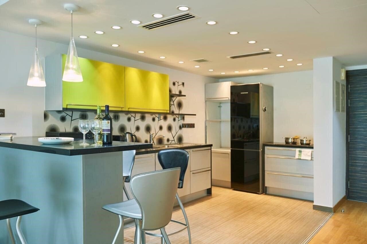 Imaginea Finikoudes Luxury Apartments 3*