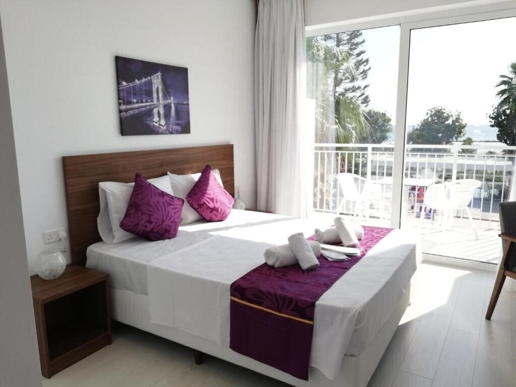Imaginea Lysithea Apts 3*