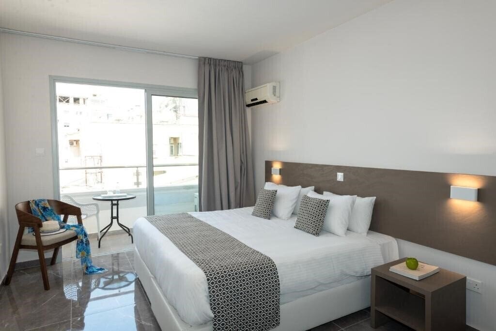 Hotel Petrou Apart Hotel (ex. Petrou Bros Hotel) 2*