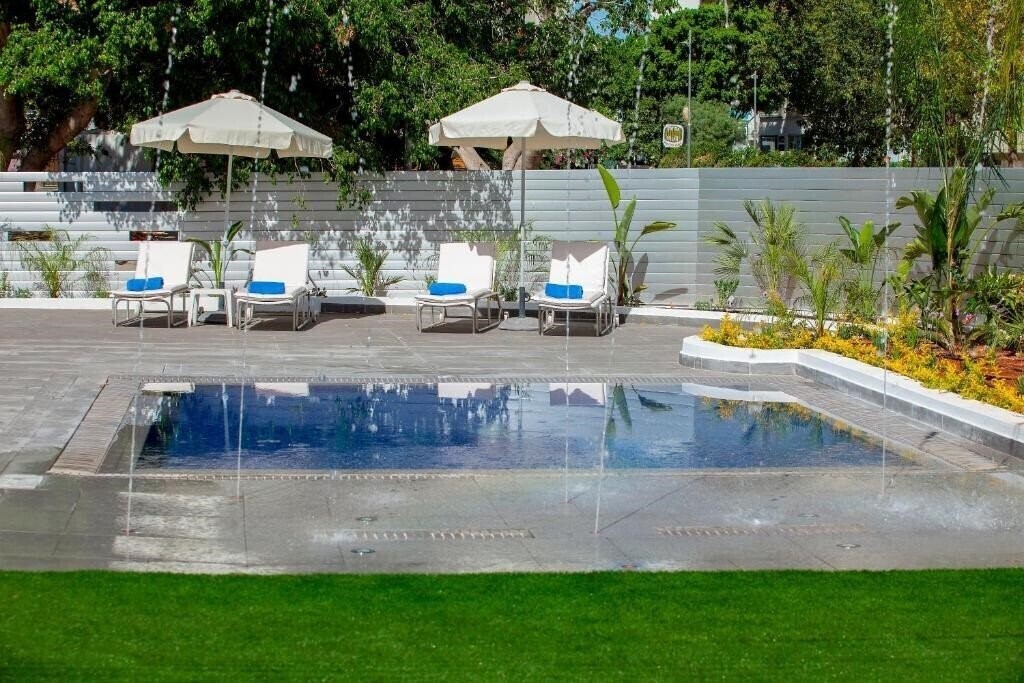 Imaginea Odysseia Hotel Kapetanios 3*