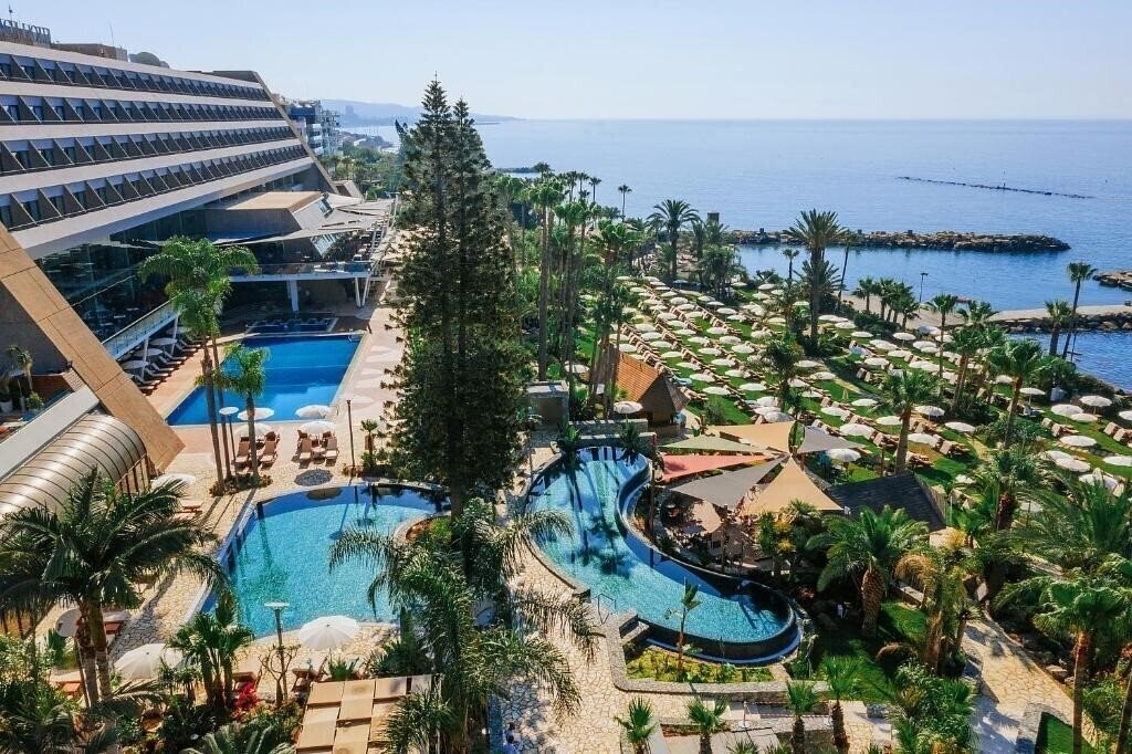 Hotel Amathus Beach Hotel 5*