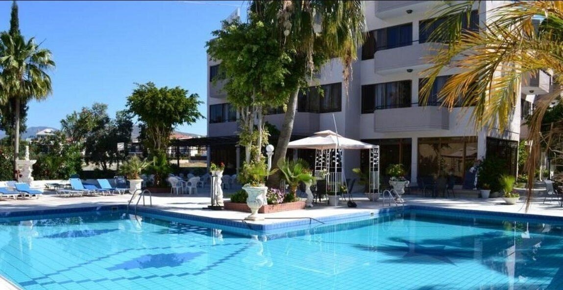 Отель Tasiana Star Apartment 3*