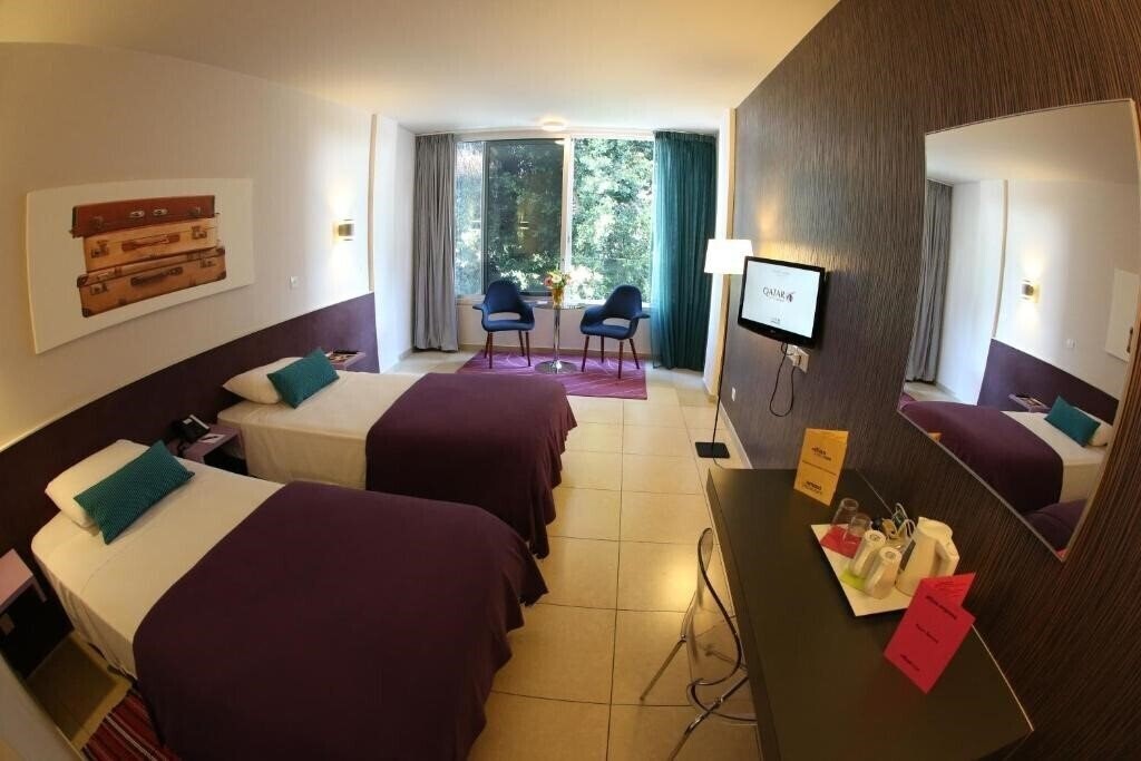 Отель Altius Boutique Hotel 4*