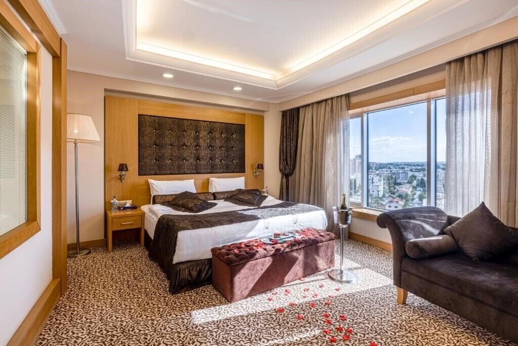 Фото Grand Pasha Nicosia Hotel & Casino 5*