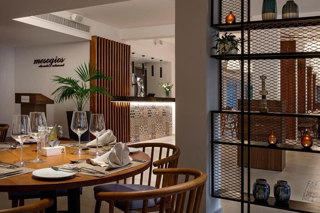 Imaginea Sofianna Hotel Apts 4*
