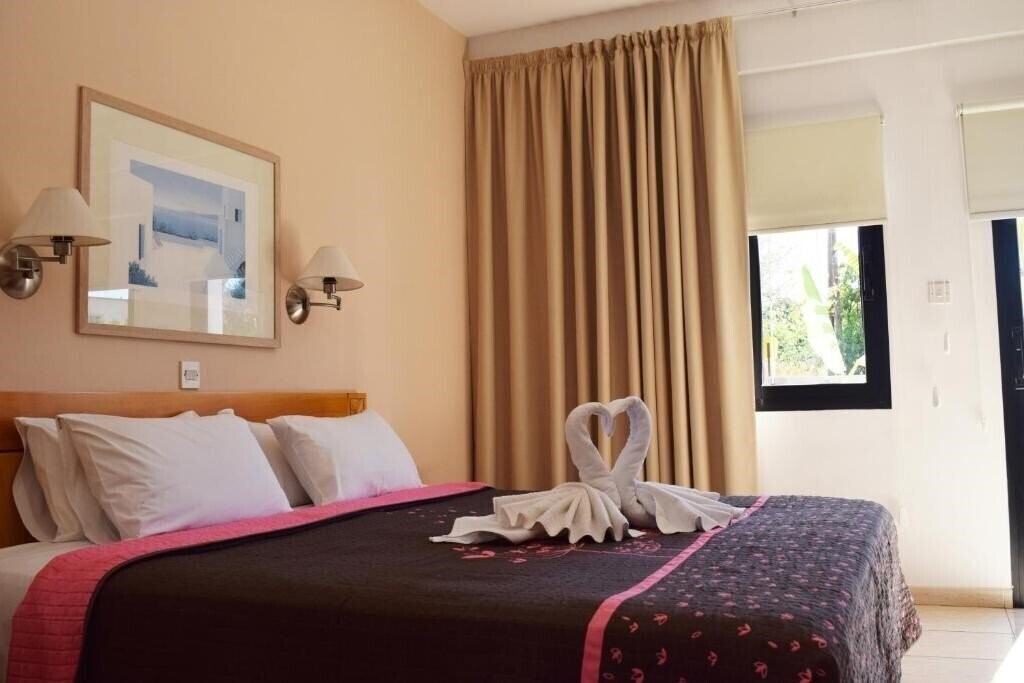 Imaginea Anna Hotel Apartment 3*