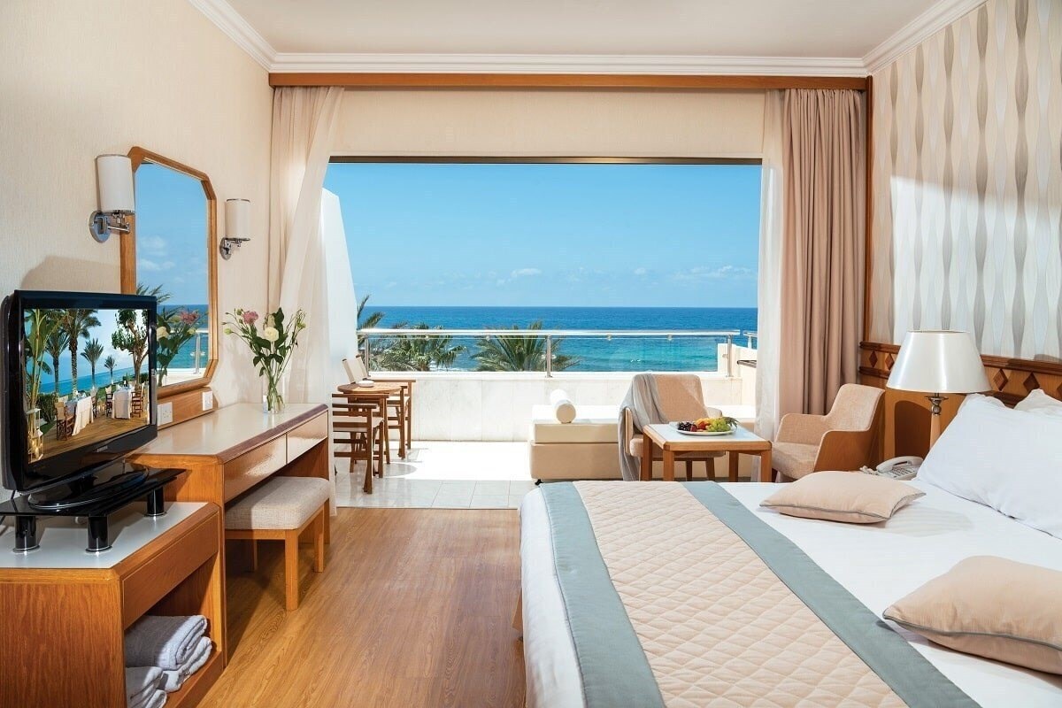 Изображение Tui Blue Pioneer Beach Hotel By Constant 4*