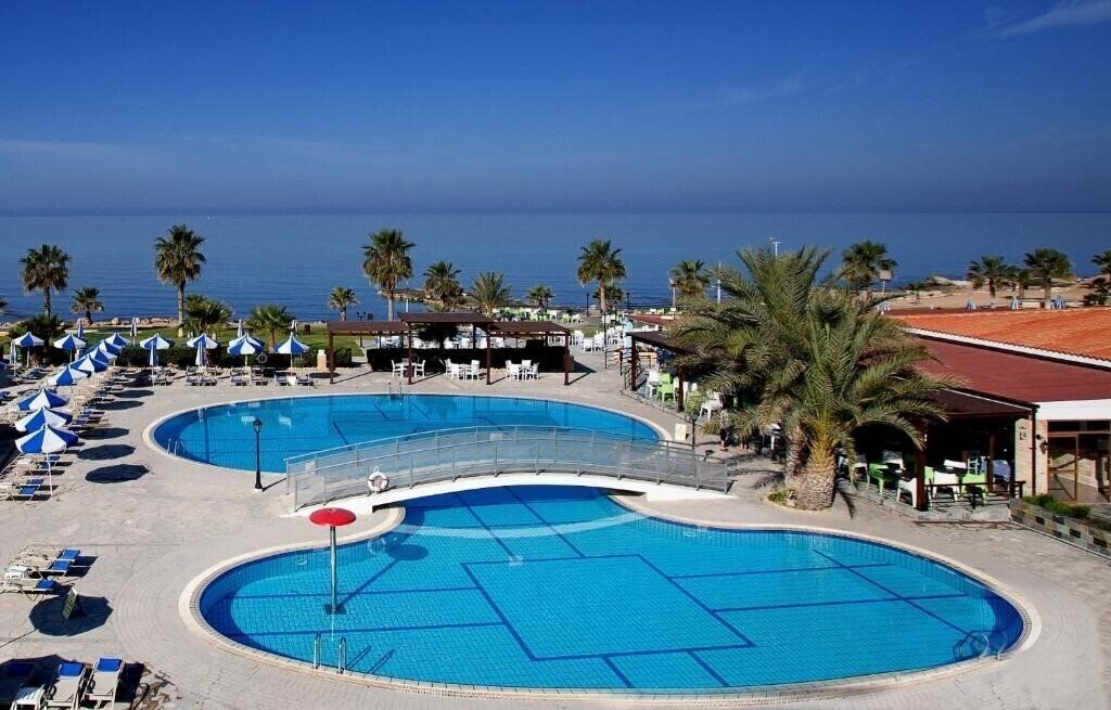 Hotel Kefalos Beach Tourist Village (ex. Kefalos) 4*